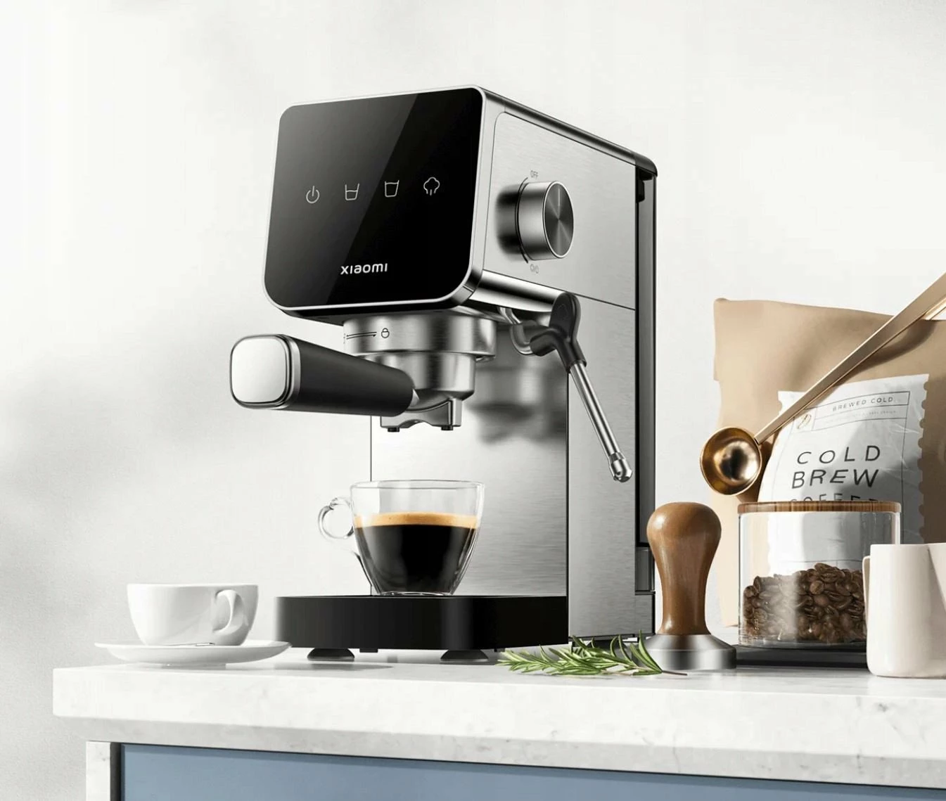 Aparat espresso gjysmë-automatik Xiaomi Semi-automatic Espresso Machine EU 62204 1350W 900ml 20 bar, argjendtë