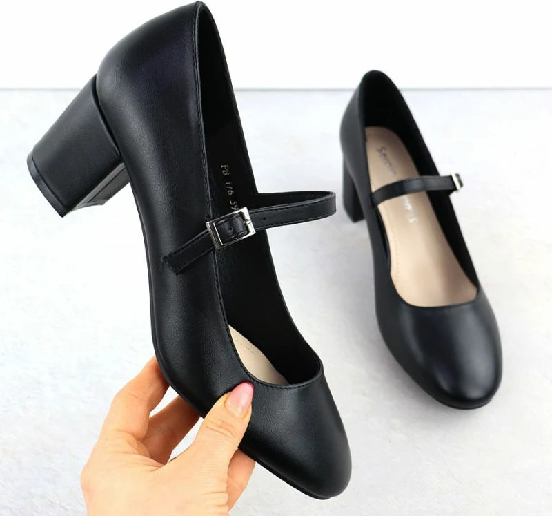 Këpucë elegante për femra Leone, të zeza