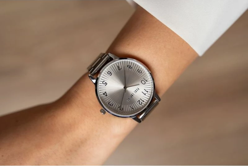 Orë dore për femra Paul Lorens, argjend