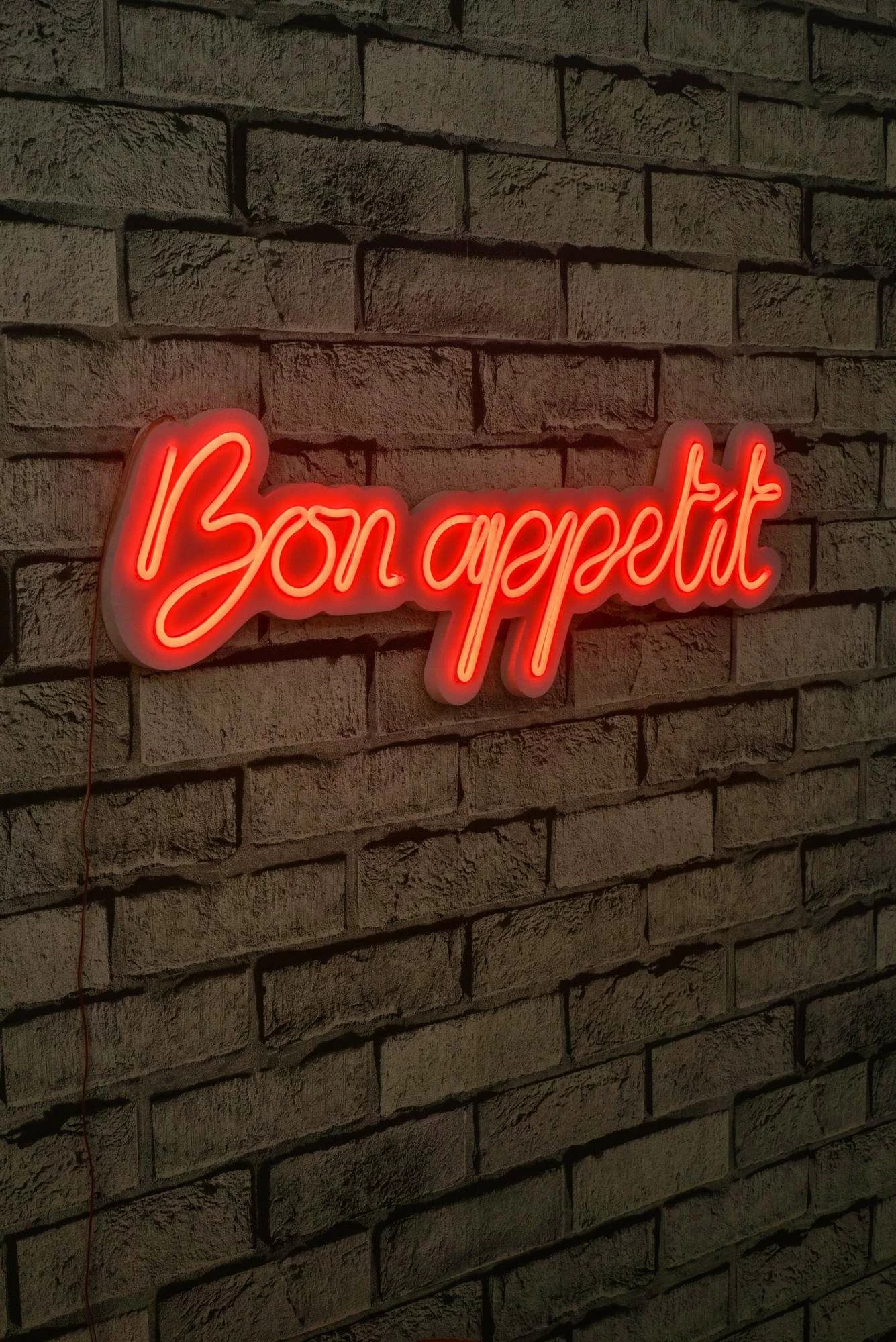 Dekor dritash LED plastike, 'Bon Appetit', ngjyrë e kuqe