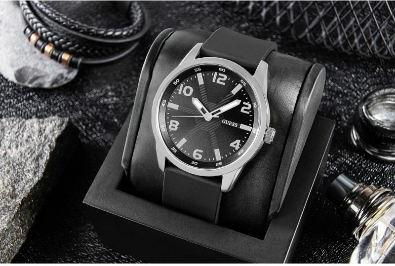 Orë dore meshkuj Guess Monte GW0805G1, me kuti