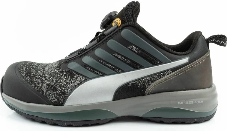 Atlete pune Puma, të zeza