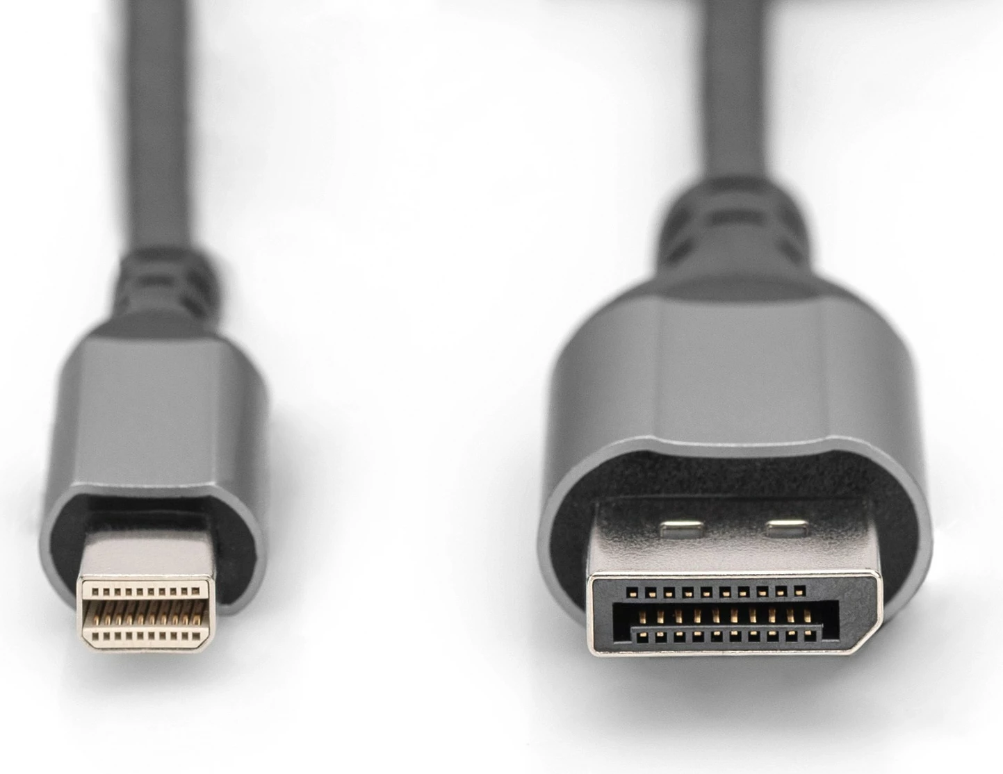 Kabllo adapter Digitus Mini DisplayPort në DisplayPort 8K, 2m, e zezë