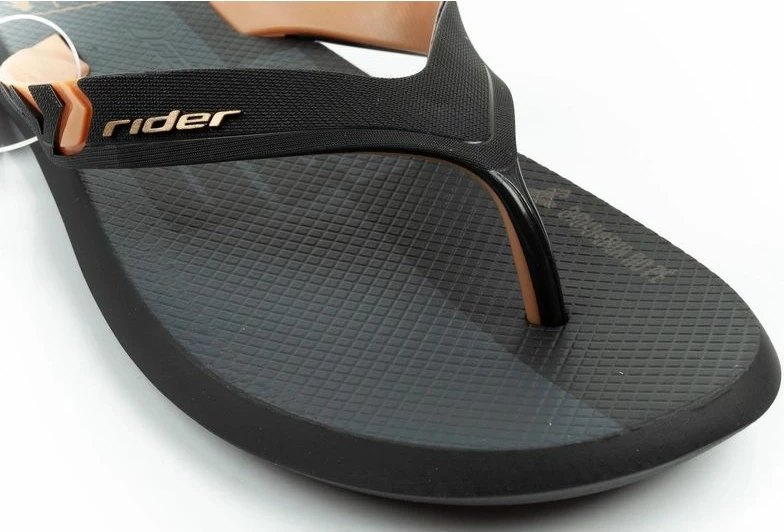 Papuqe sportive për meshkuj Rider R1 Prime, të zeza
