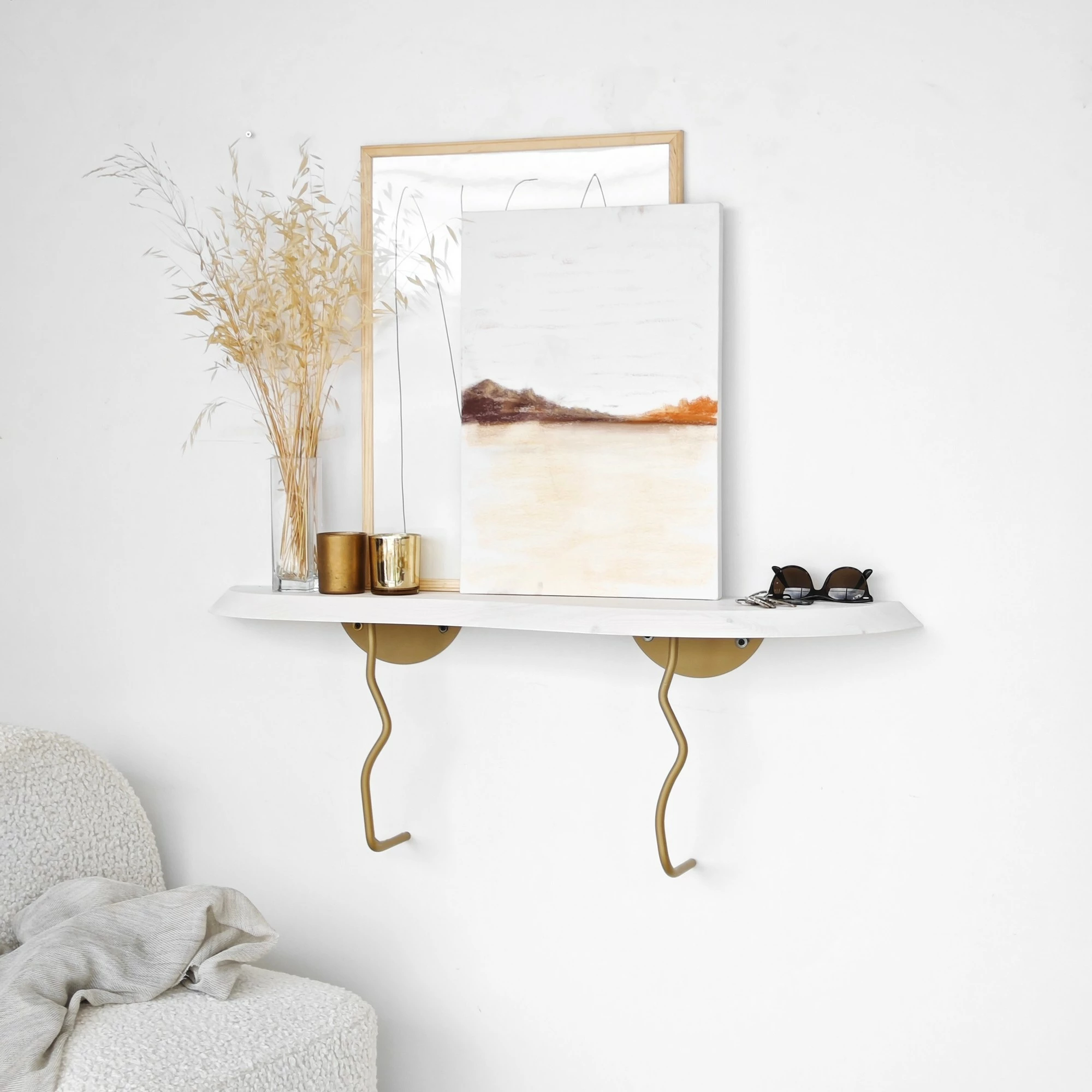 Raft muri Skye Decor, ngjyrë ari dhe e bardhë