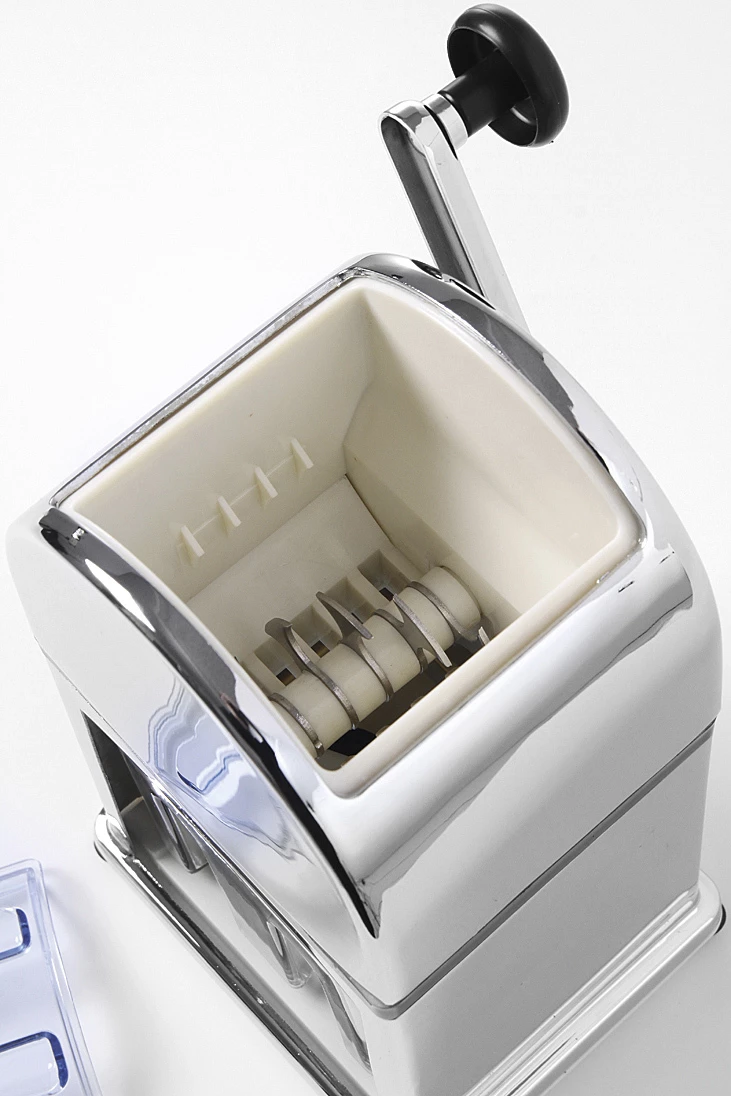 Thyes akulli, Bar Up, aliazh zinku i kromuar me enë plastike dhe lugë, 140x160x(h)270 mm, argjent