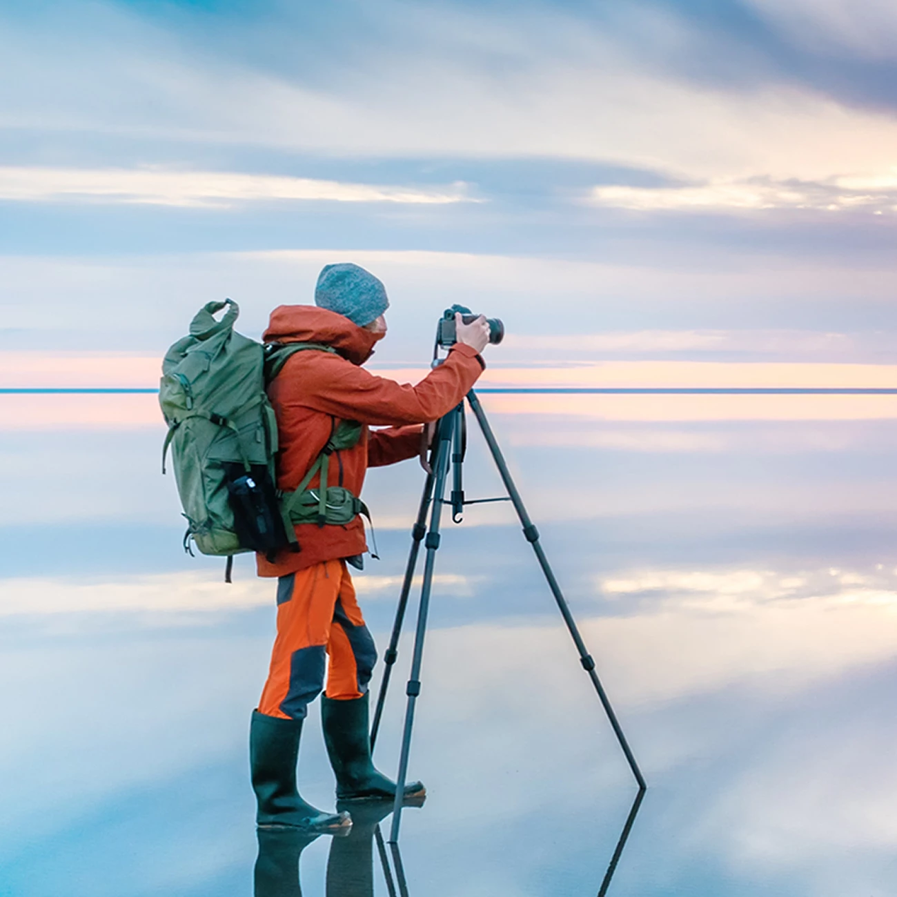 Tripod profesional Ugreen LP661 për kamera e smartphone, 175 cm, i zi/gri