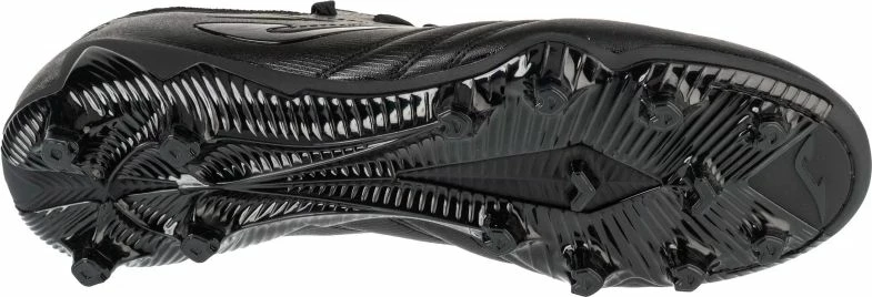 Atlete futbolli Joma, të zeza