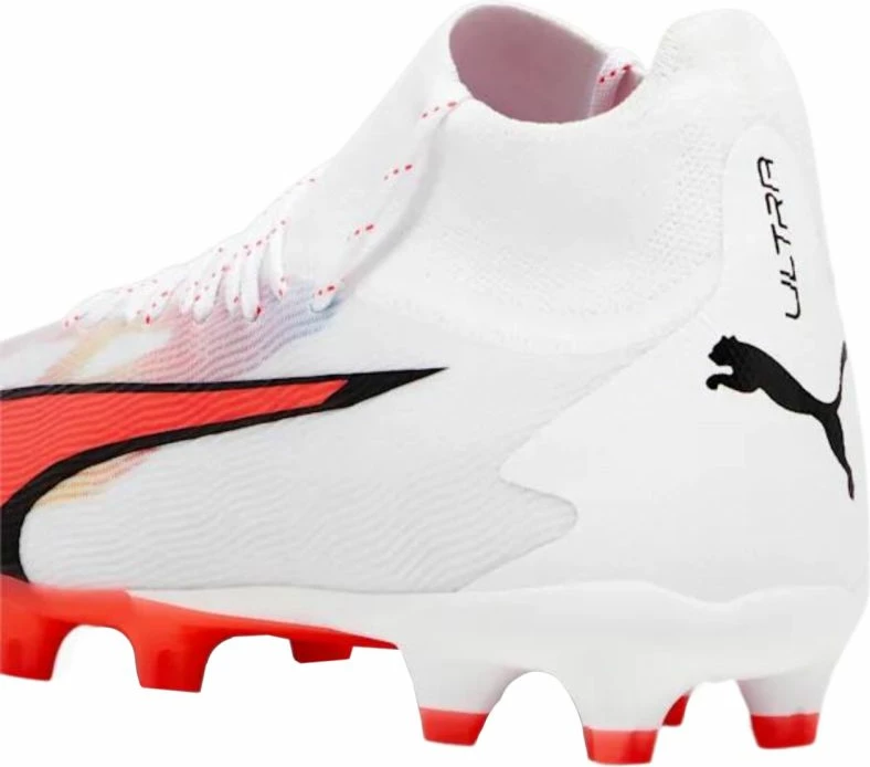 Atlete futbolli për meshkuj Puma Ultra Pro FG/AG, të bardha