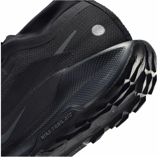 Atlete për femra Nike, të zeza