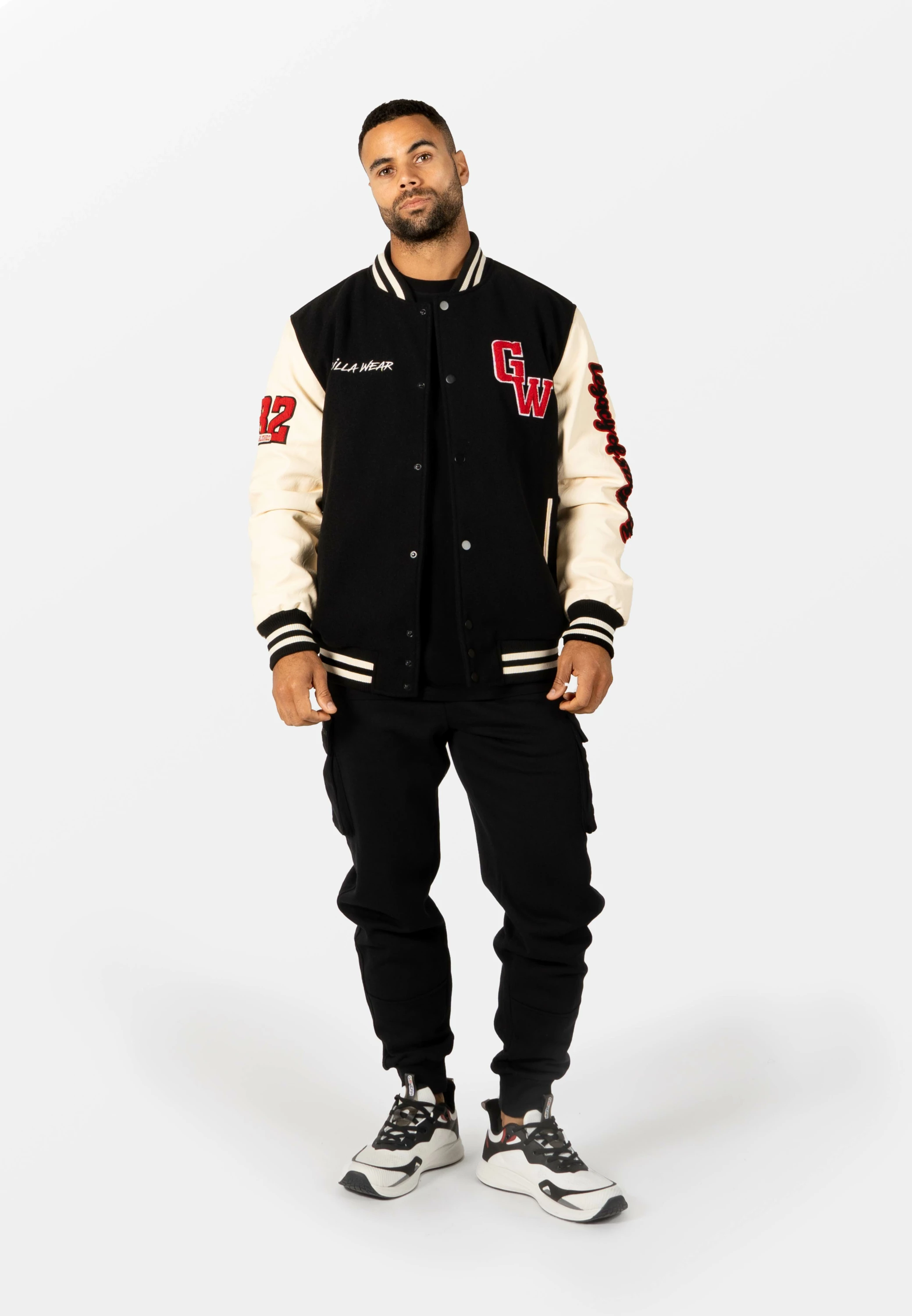 Xhaketë Saint Louis College – e Zezë