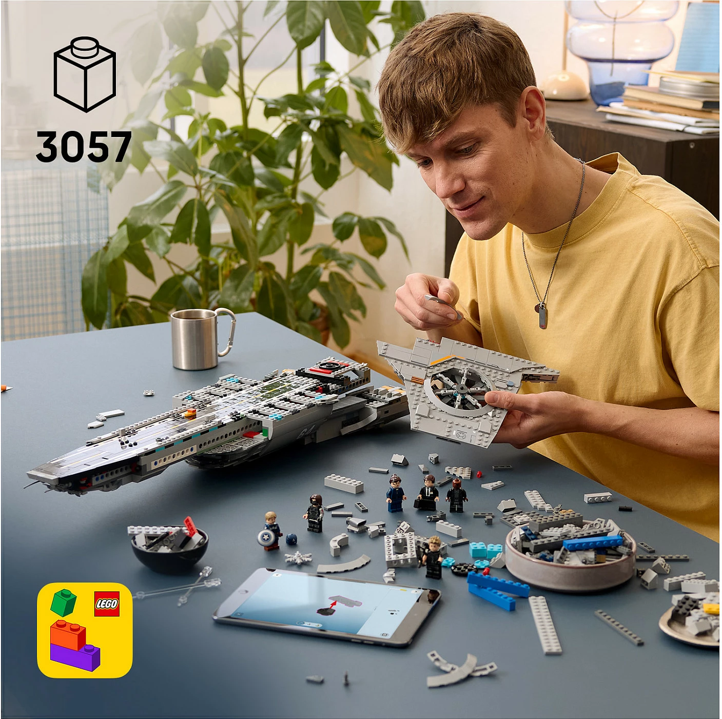 Set ndërtimi LEGO Marvel 76354 S.H.I.E.L.D. Helicarrier, 3057 copa, Multicolor