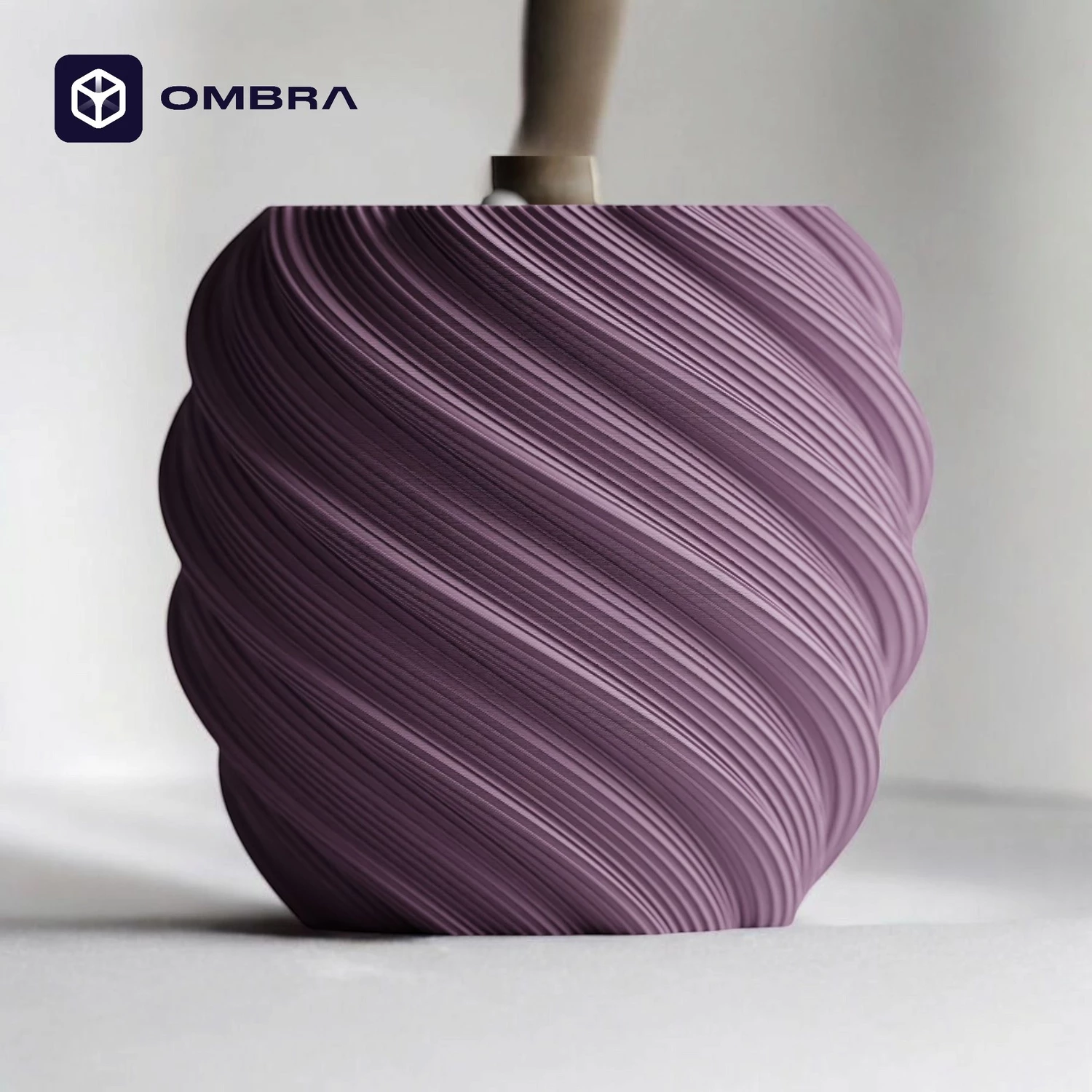 Vazo me sipërfaqe me vija për bimë, madhësia M, e vjollcë