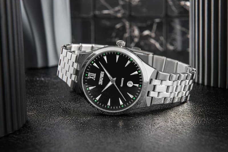 Orë dore për meshkuj Skmei, e zezë