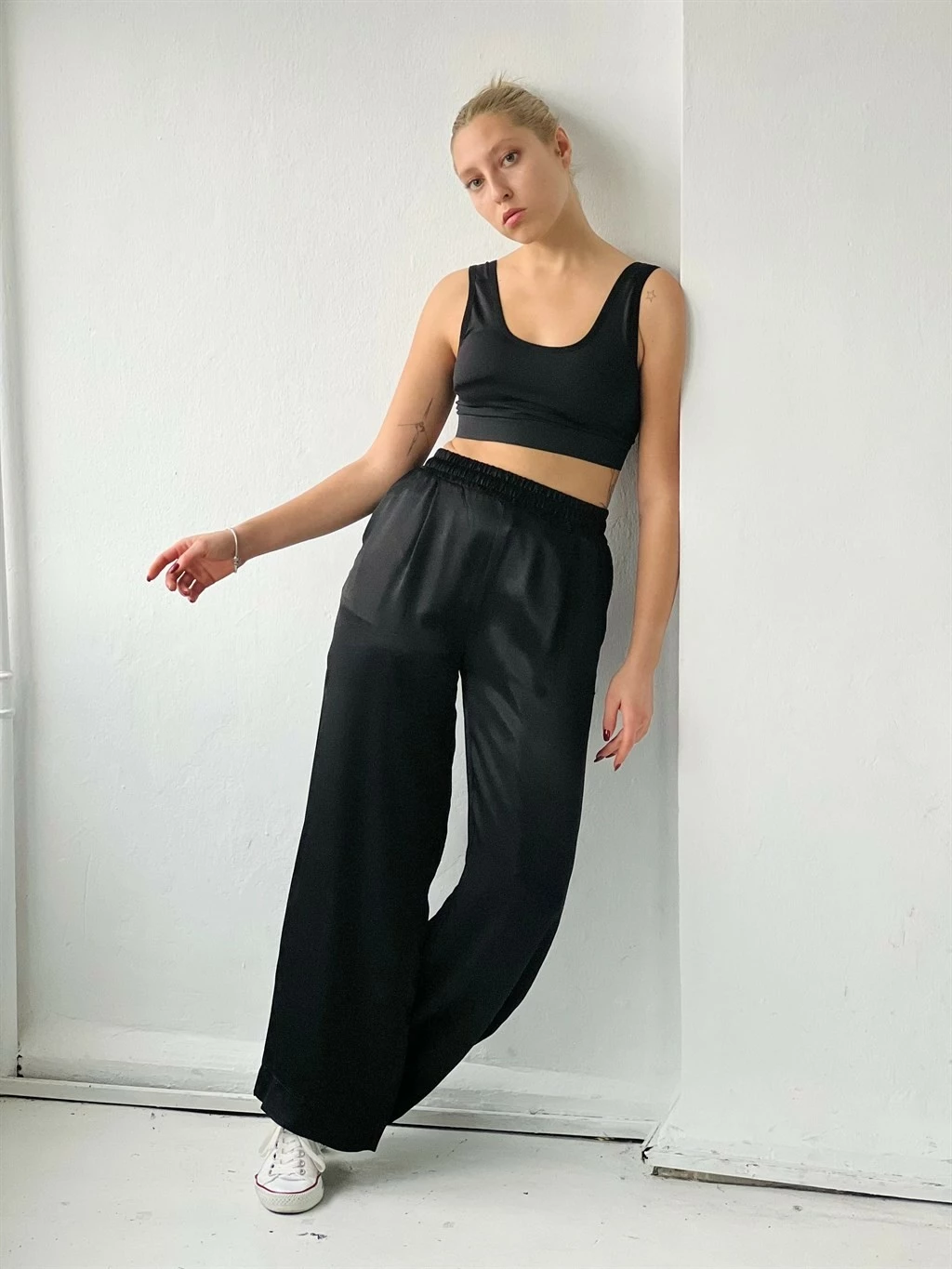 Pantallona për femra Retrobird, të kuqe