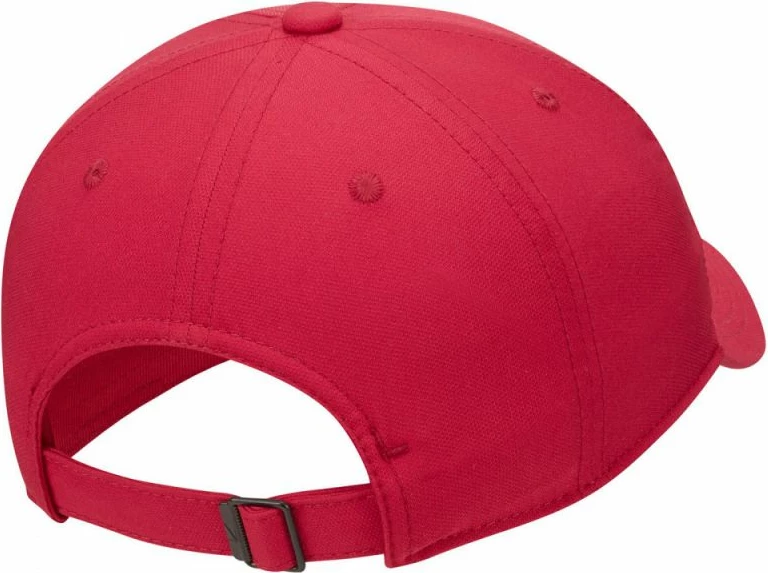 Kapelë Nike për tifozët e Barcelonës, e kuqe