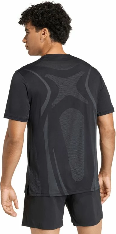 Maicë për meshkuj adidas Airchill Intensity KT3260, e zezë [Madhësia: M]