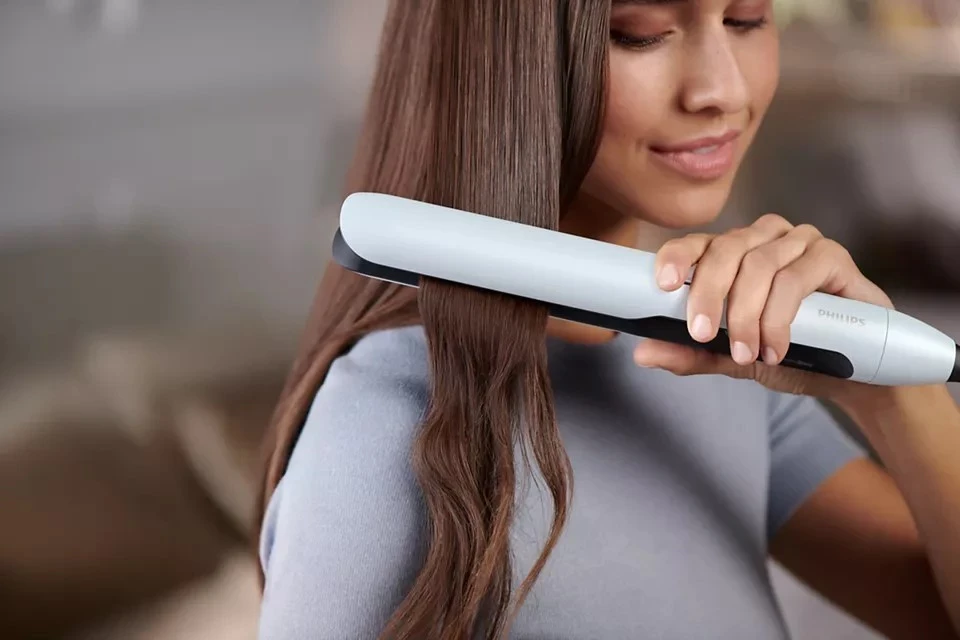 Pjastër flokësh Philips StraightCare BHS520/00, deri 230°C, e bardhë/gri