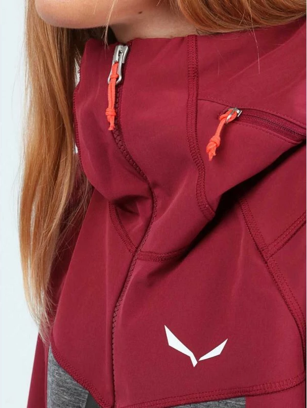 Jakne Salewa femra, e kaltër