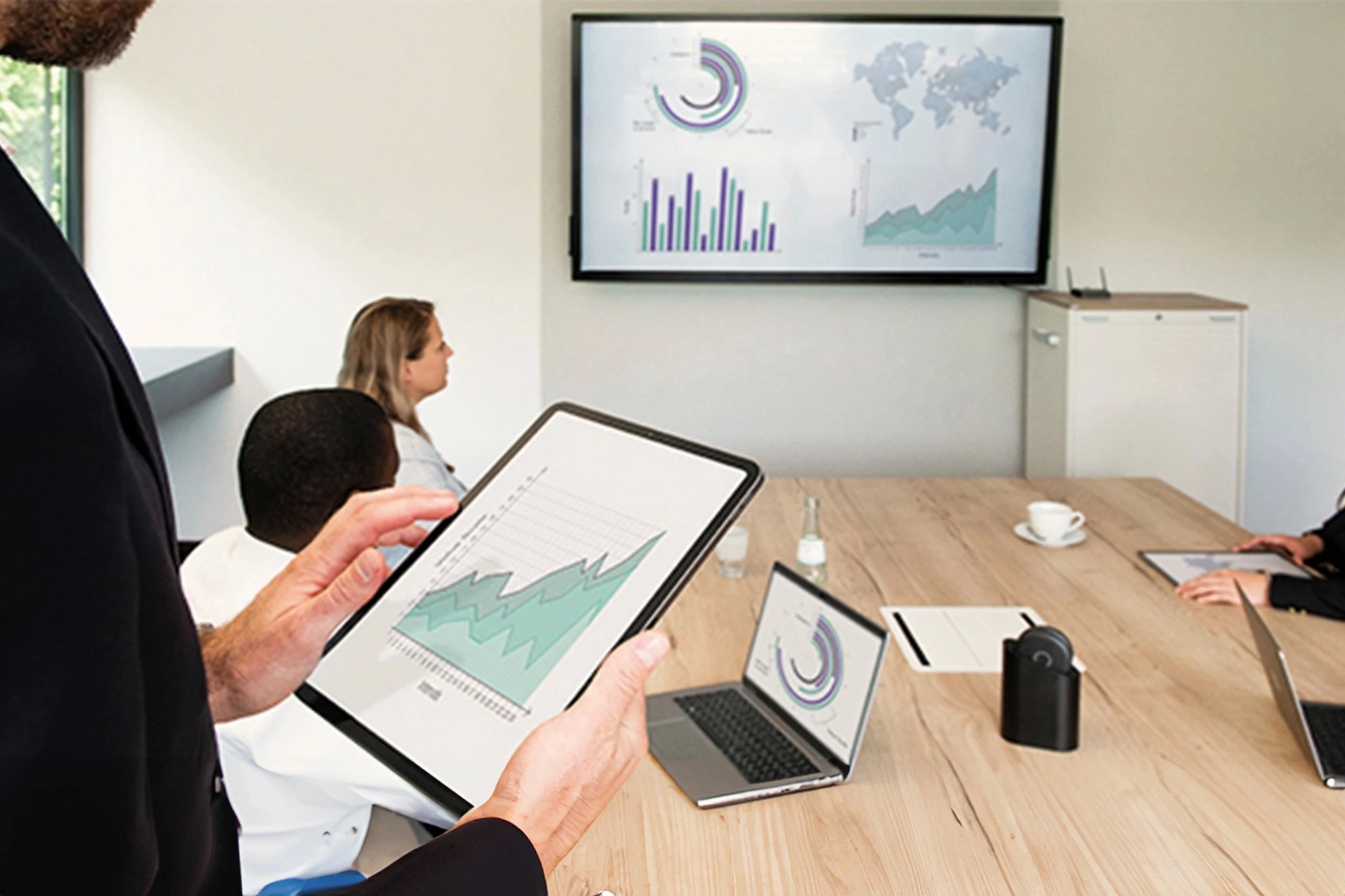 Sistem bashkëpunimi pa tela Digitus Click & Present Pro, desktop, HDMI, Wi-Fi 5, i zi/gri