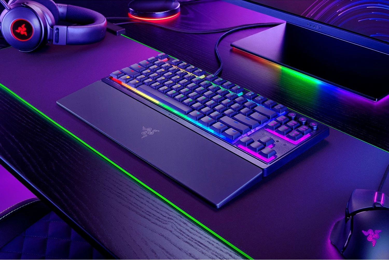 Tastierë gaming Razer Ornata V3, RGB, mecha-membrane, tenkeyless, e zezë