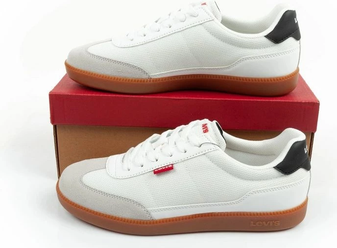 Atlete femra Levi's Jackson, të bardha