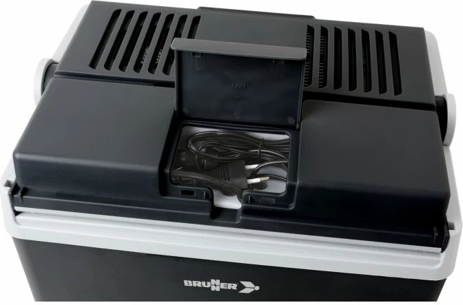 Kuti ftohëse elektrike BRUNNER Polarys Travel 25L 0826042N, 12V/230V, e zezë