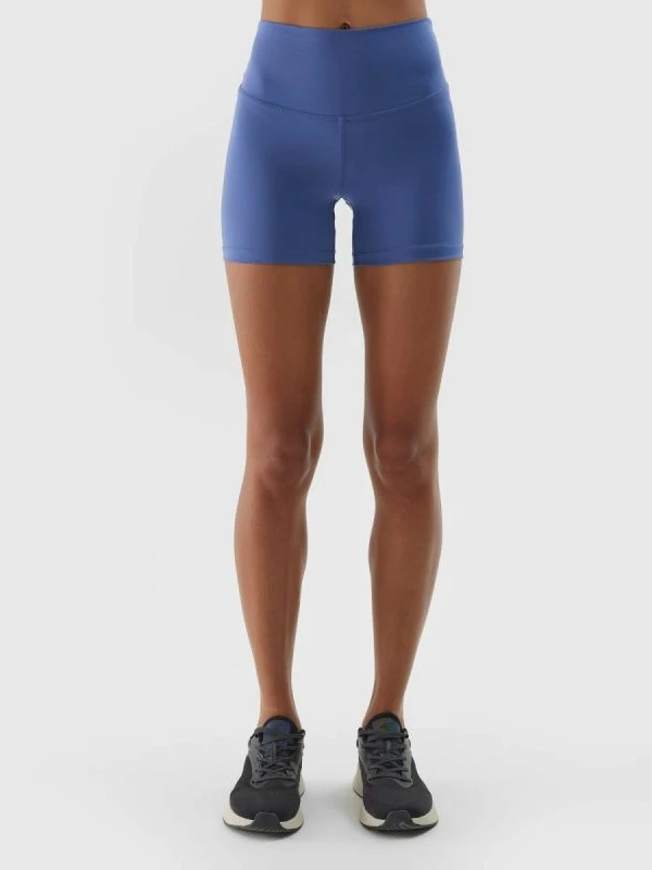 Hellonke të shkurtra për femra 4f