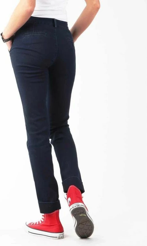 Pantallona chino Lee femra