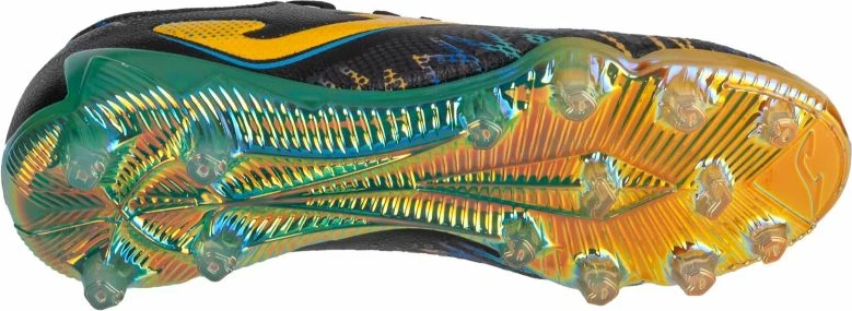 Atlete futbolli Joma për meshkuj, të zeza