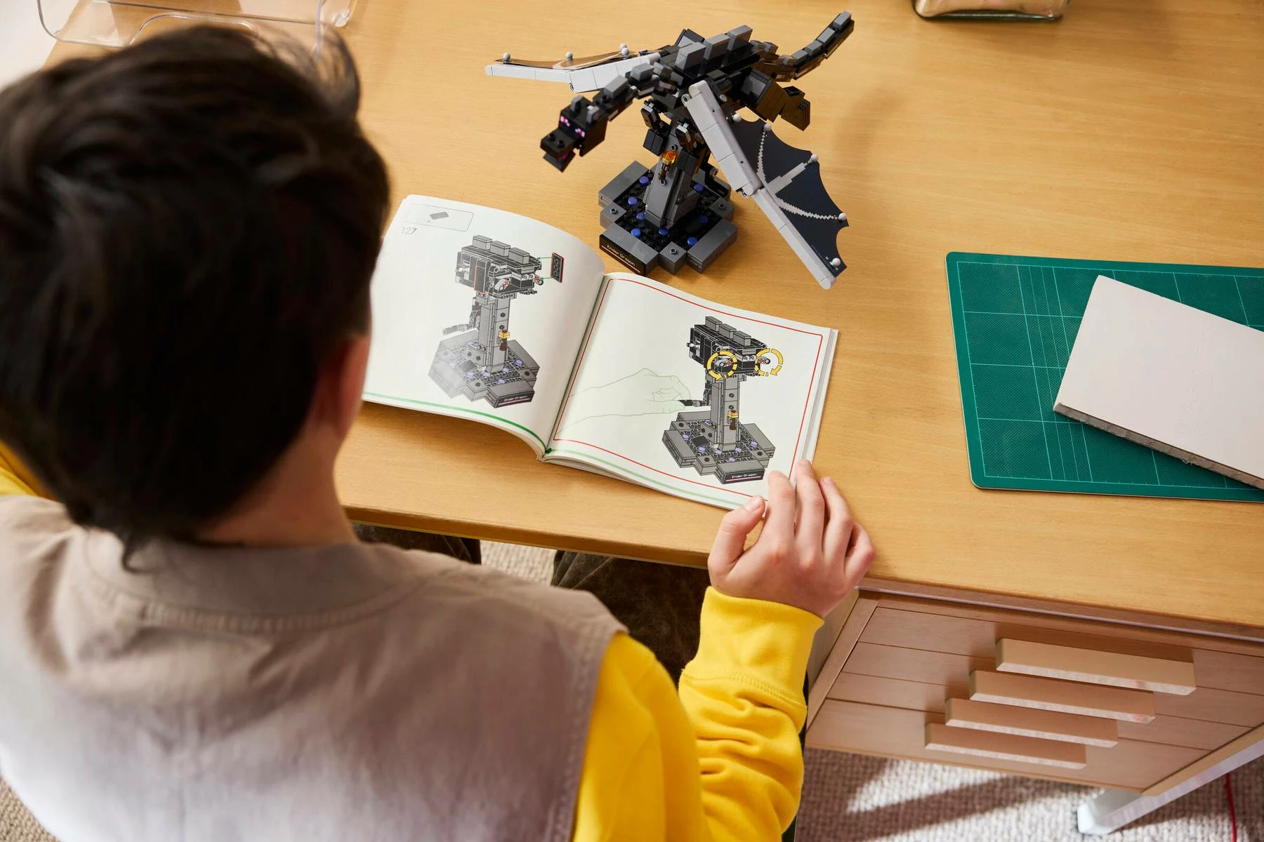 Set LEGO, LEGO Minecraft The Ender Dragon 21595, 710 copë, zi
