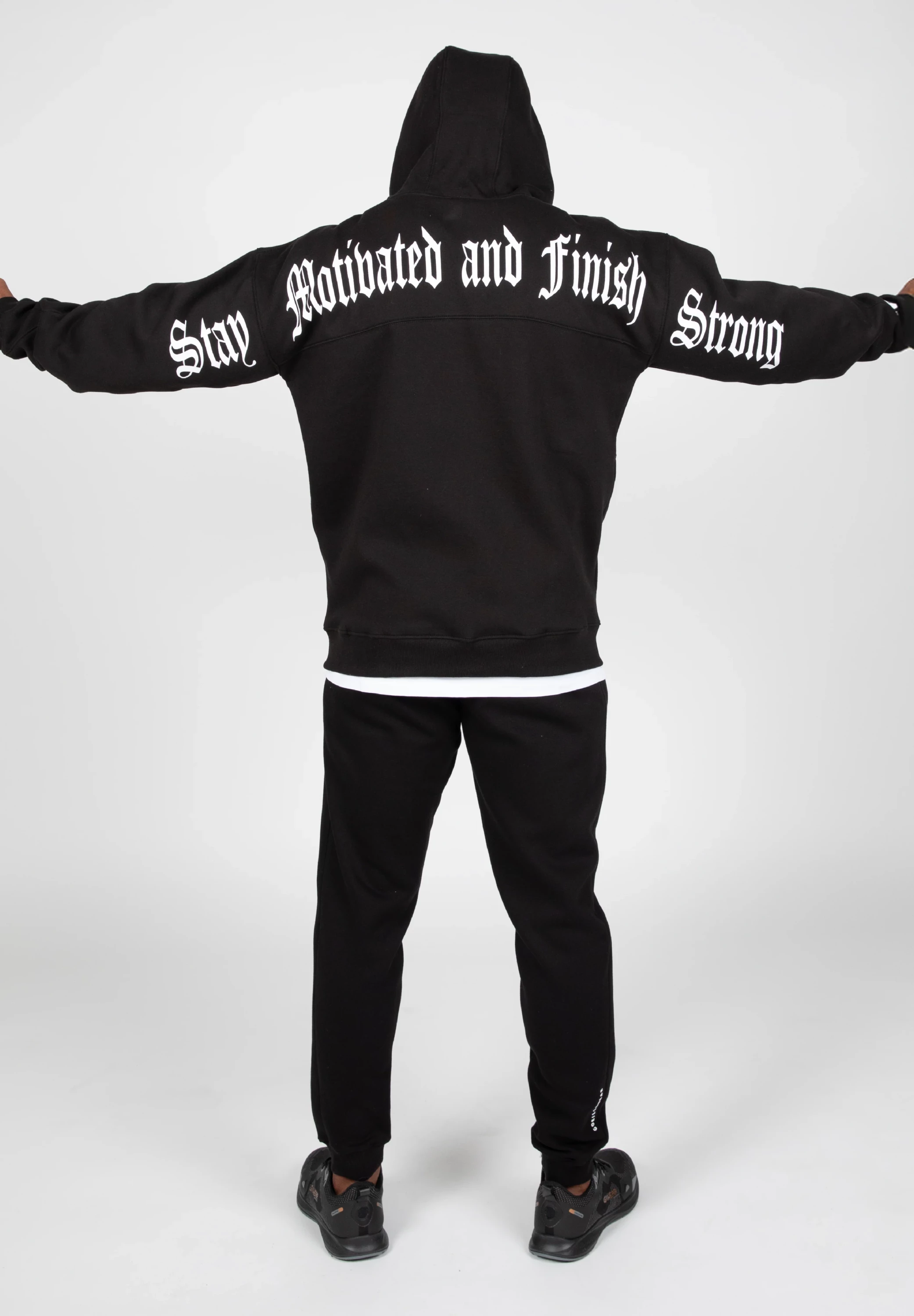 Utah Zipped Hoodie - Black [Madhësia: M]