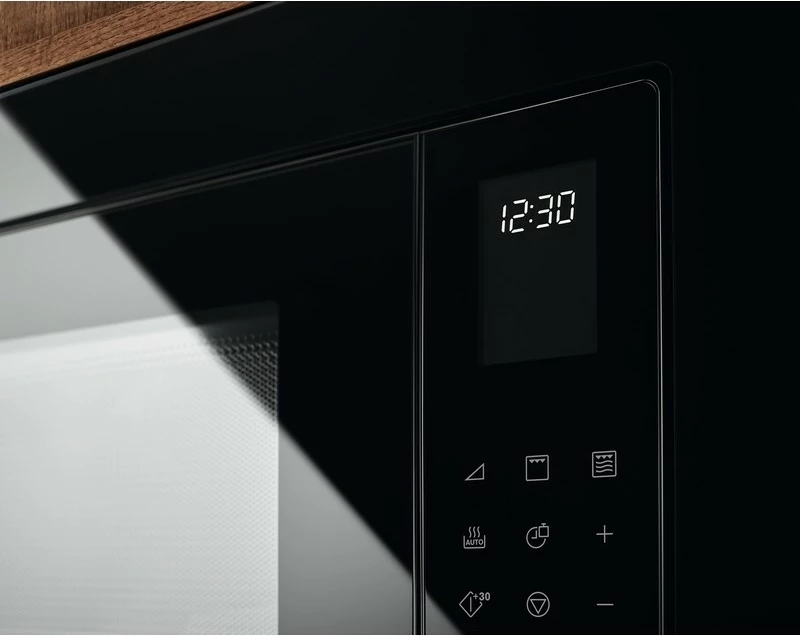 Furrë mikrovale Electrolux LMS4253TMK me grill, 25L, e zezë