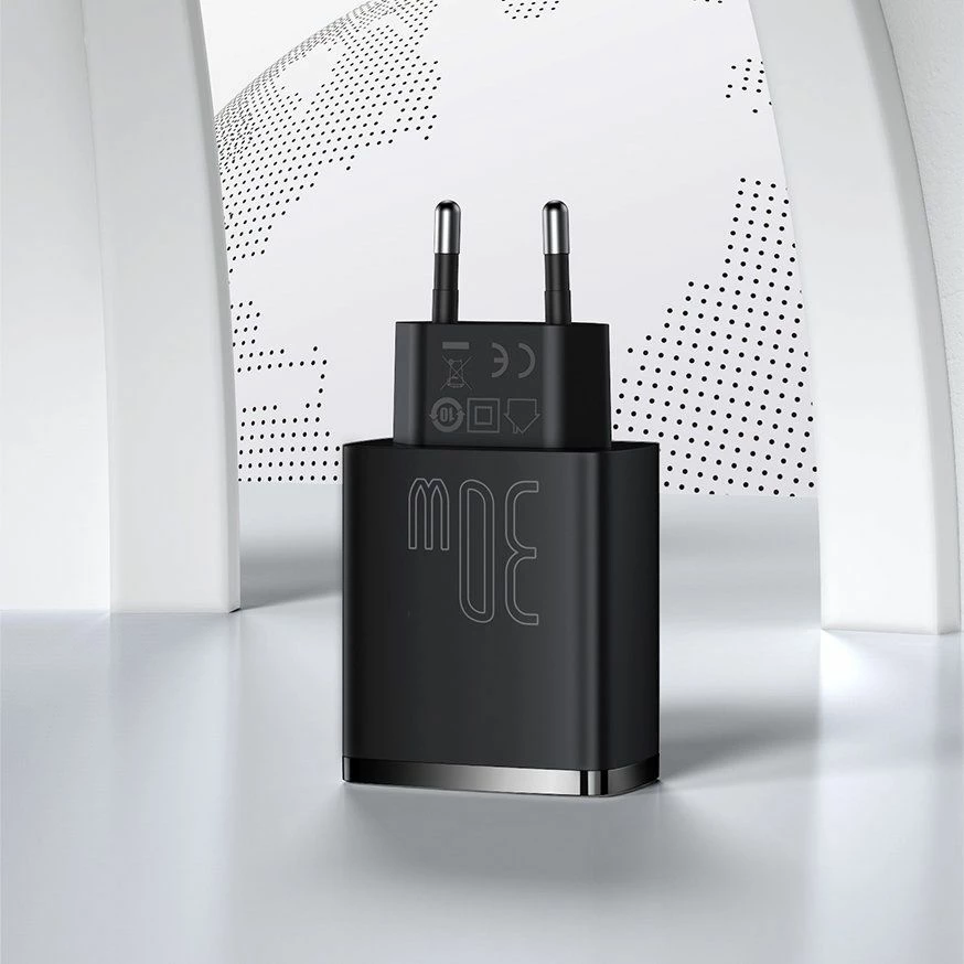 Karikues muri Baseus CCXJ-E01 30W 2x USB-A + 1x USB-C PD/QC, i zi