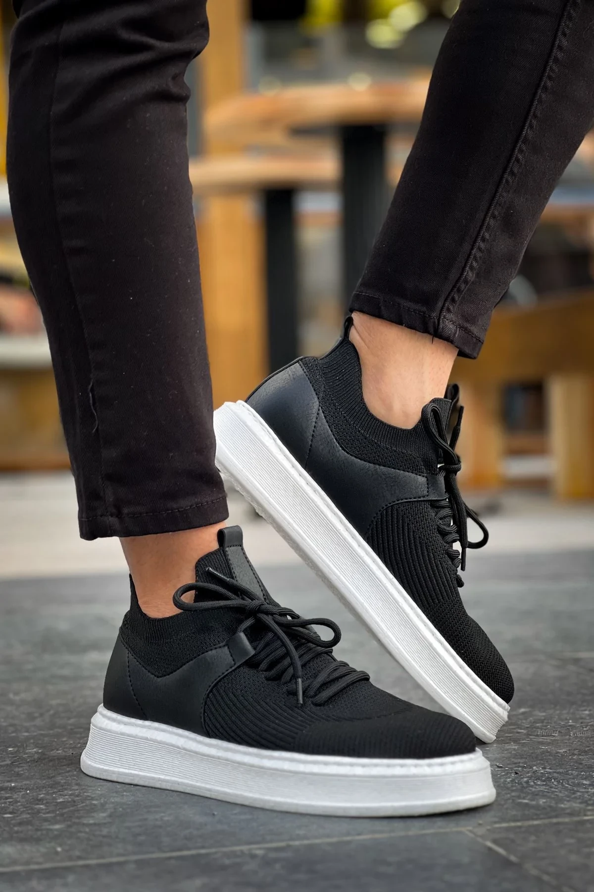 Atlete për meshkuj, Chekich 2408 TBT Fusion BLACK