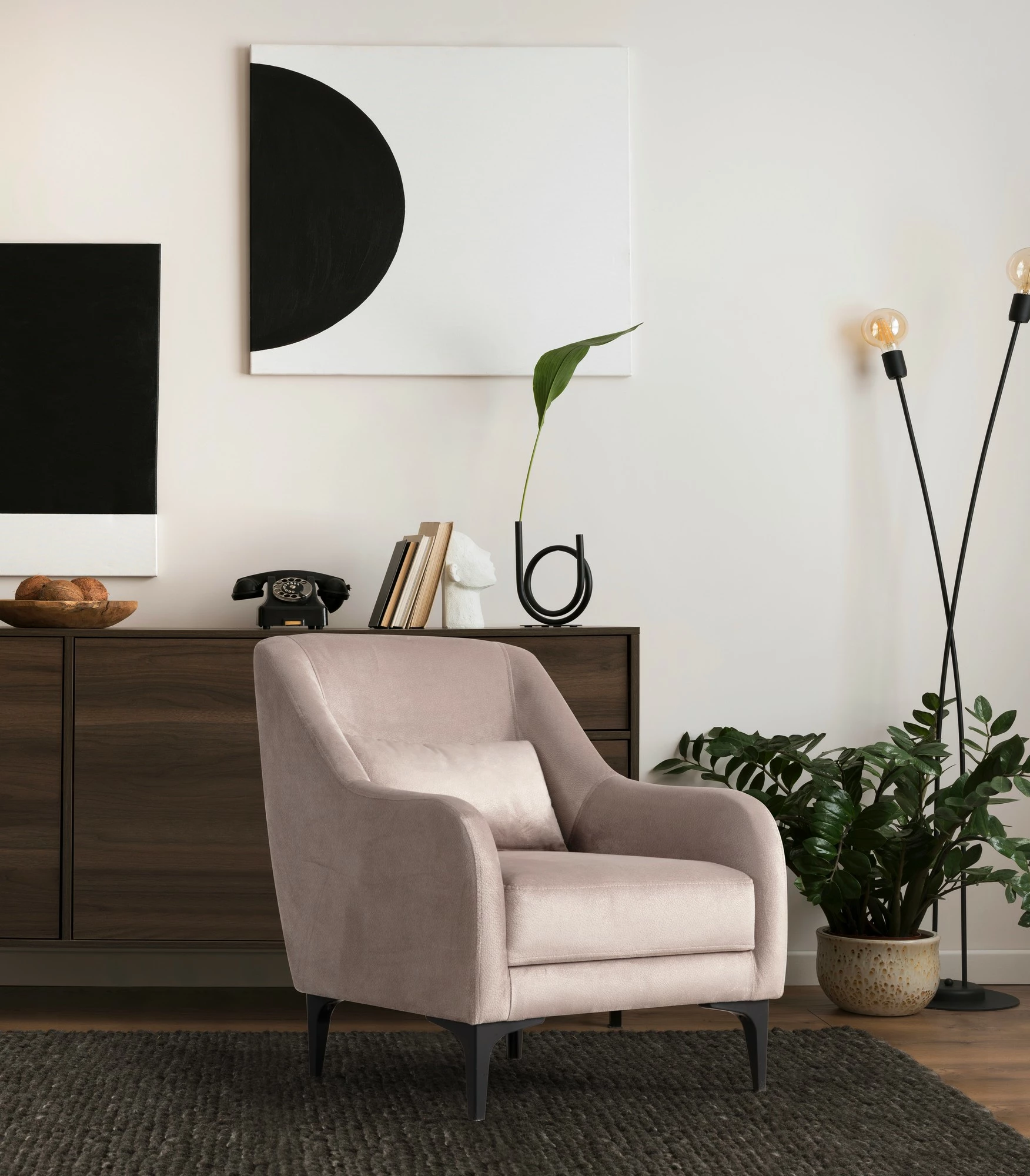 Karrige Wing Atelier del Sofa, Astana, bezhë