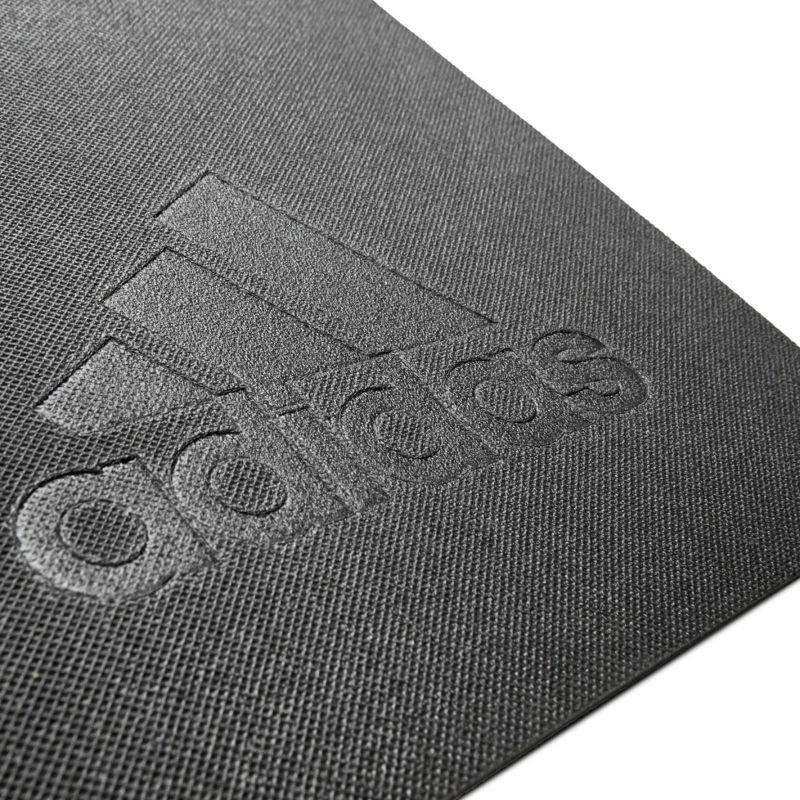 Tapetë mbrojtëse adidas ADMT-10129, e zezë