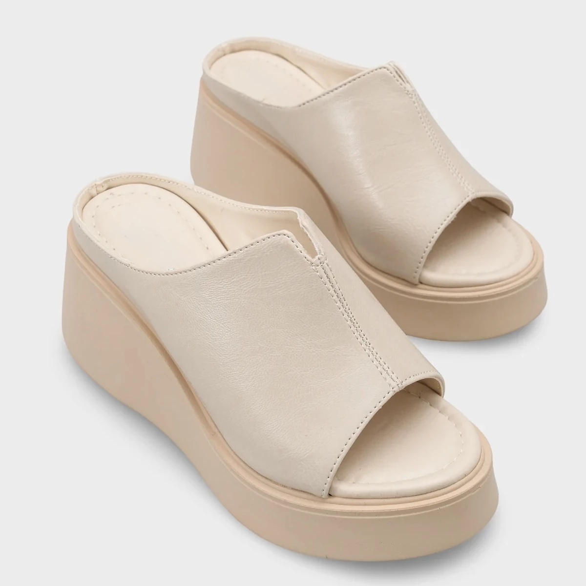 Shandee Beige