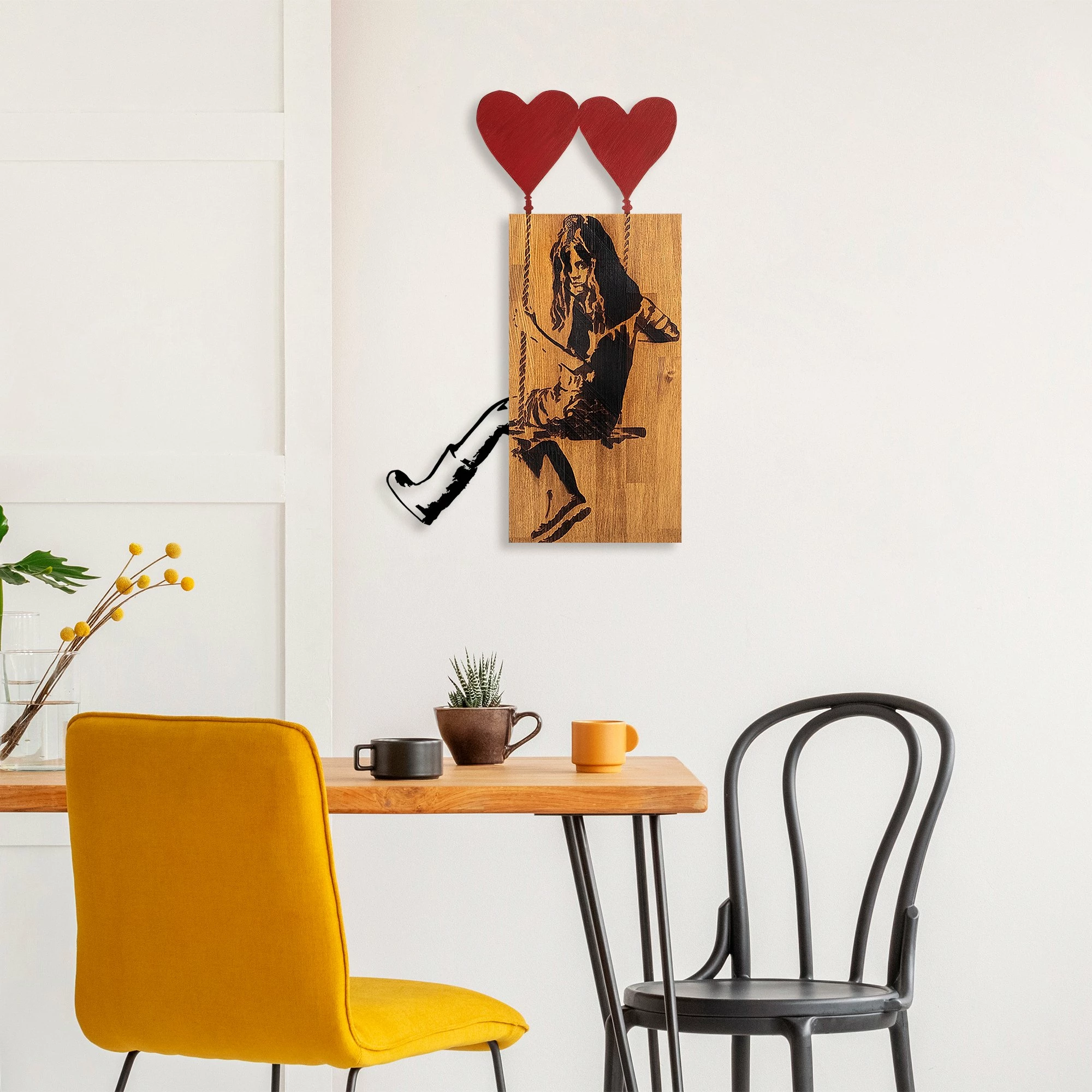 Aksesor dekorativ prej druri për mur, Wallity Banksy, ngjyrë arre dhe e zezë, 50x80cm