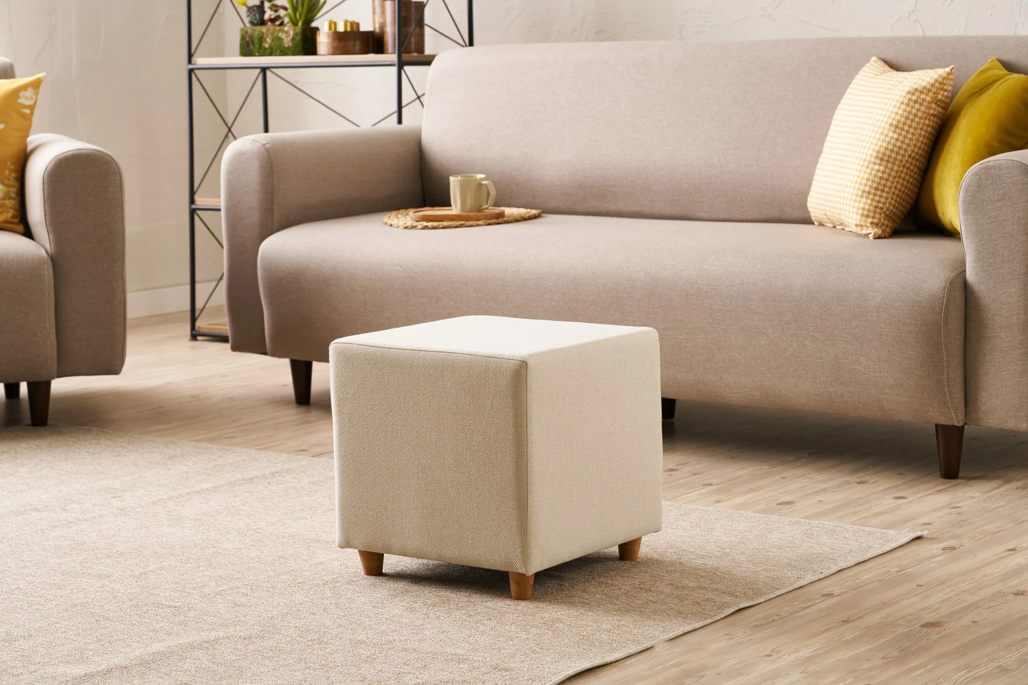 Puf krem, Atelier del Sofa, Olimpos