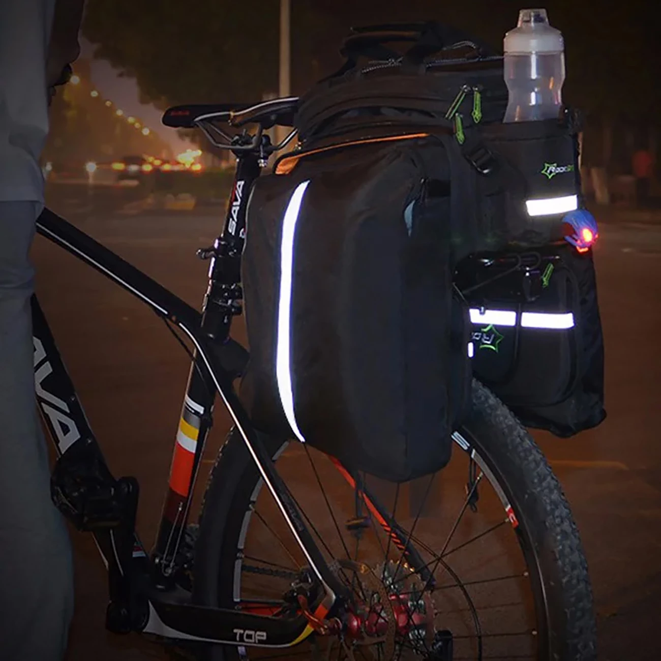 Çantë bagazhi për biçikletë Rockbros A6-03BK, 35L, e zezë