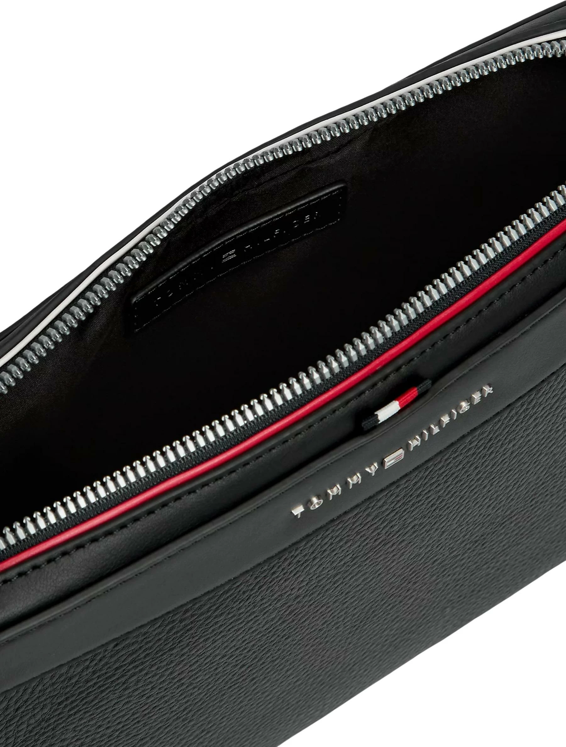 Çantë kozmetike për meshkuj Tommy Hilfiger TH Central Pouch AM0AM14822, e zezë
