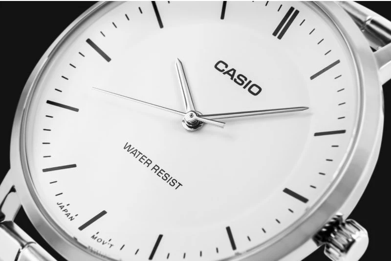 Orë dore për meshkuj CASIO, argjend