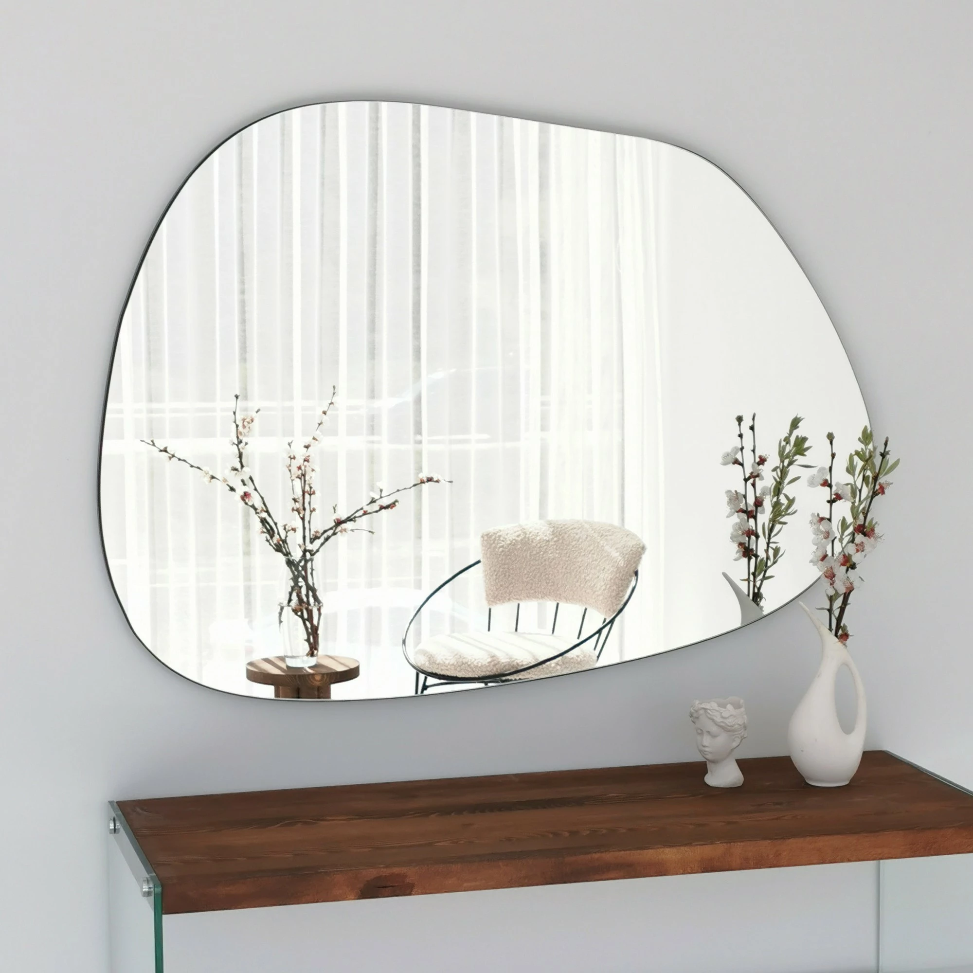 Pasqyrë moderne, formë amorfe, ngjyrë transparente, Hanah Home