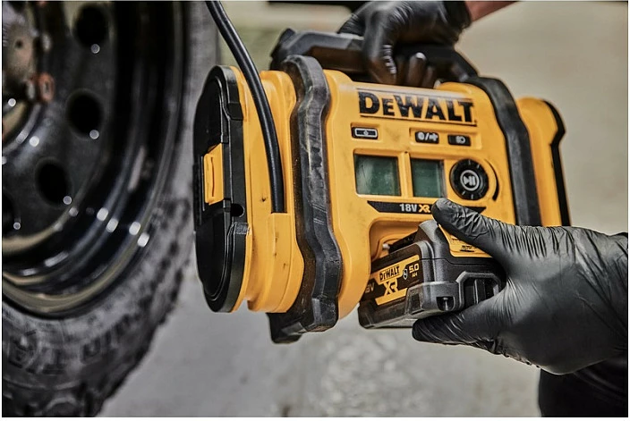 Kompresor ajri DeWALT DCC018N, 11 bar, 2.5 kg, zi-verdhë