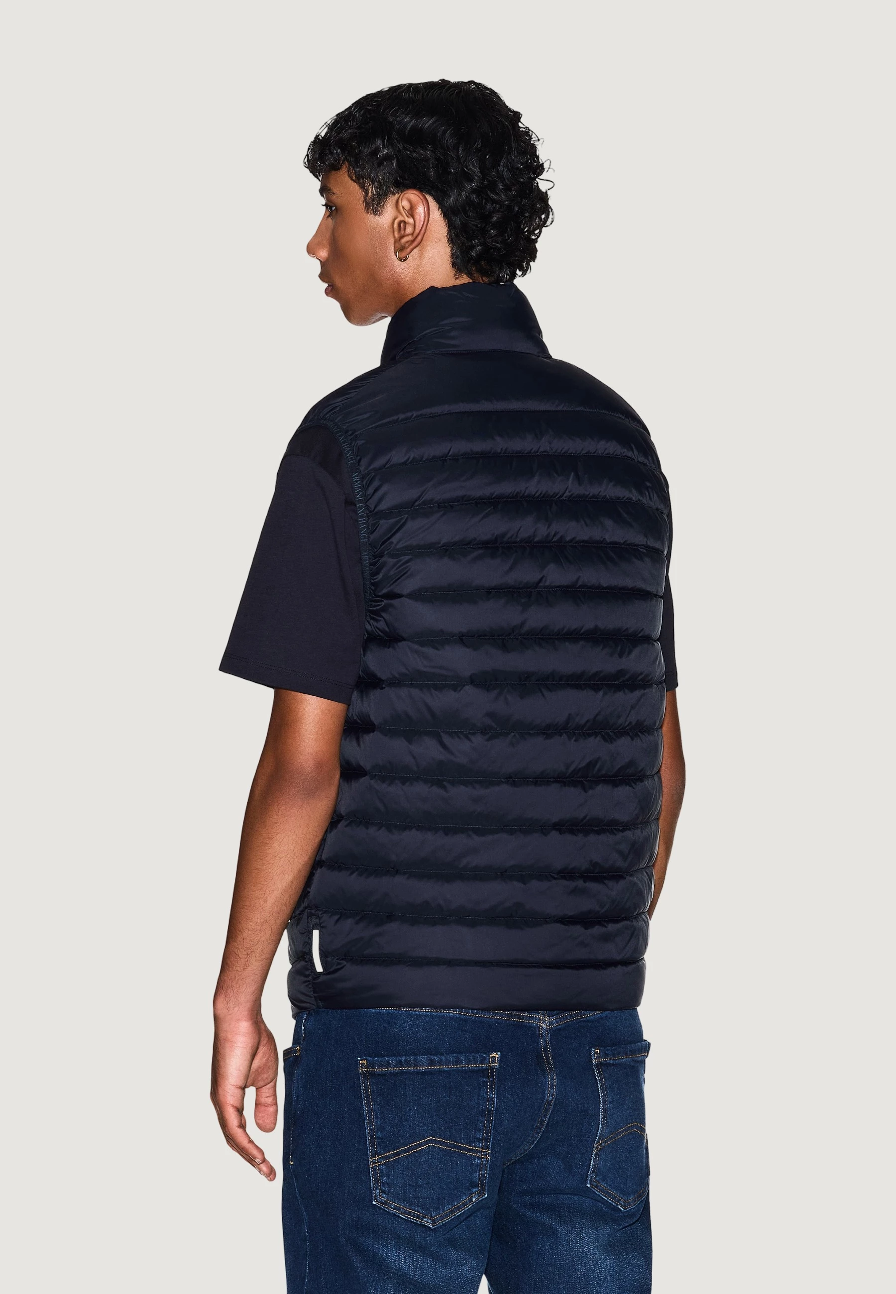 Jelek për meshkuj Armani Exchange XM001576 AF16927, blu e errët [Madhësia: M]