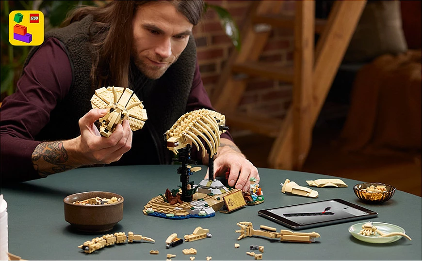 Set ndërtimi LEGO 77985 Dinosaur Fossil Triceratops, 1154 copë, 18+, multikolor