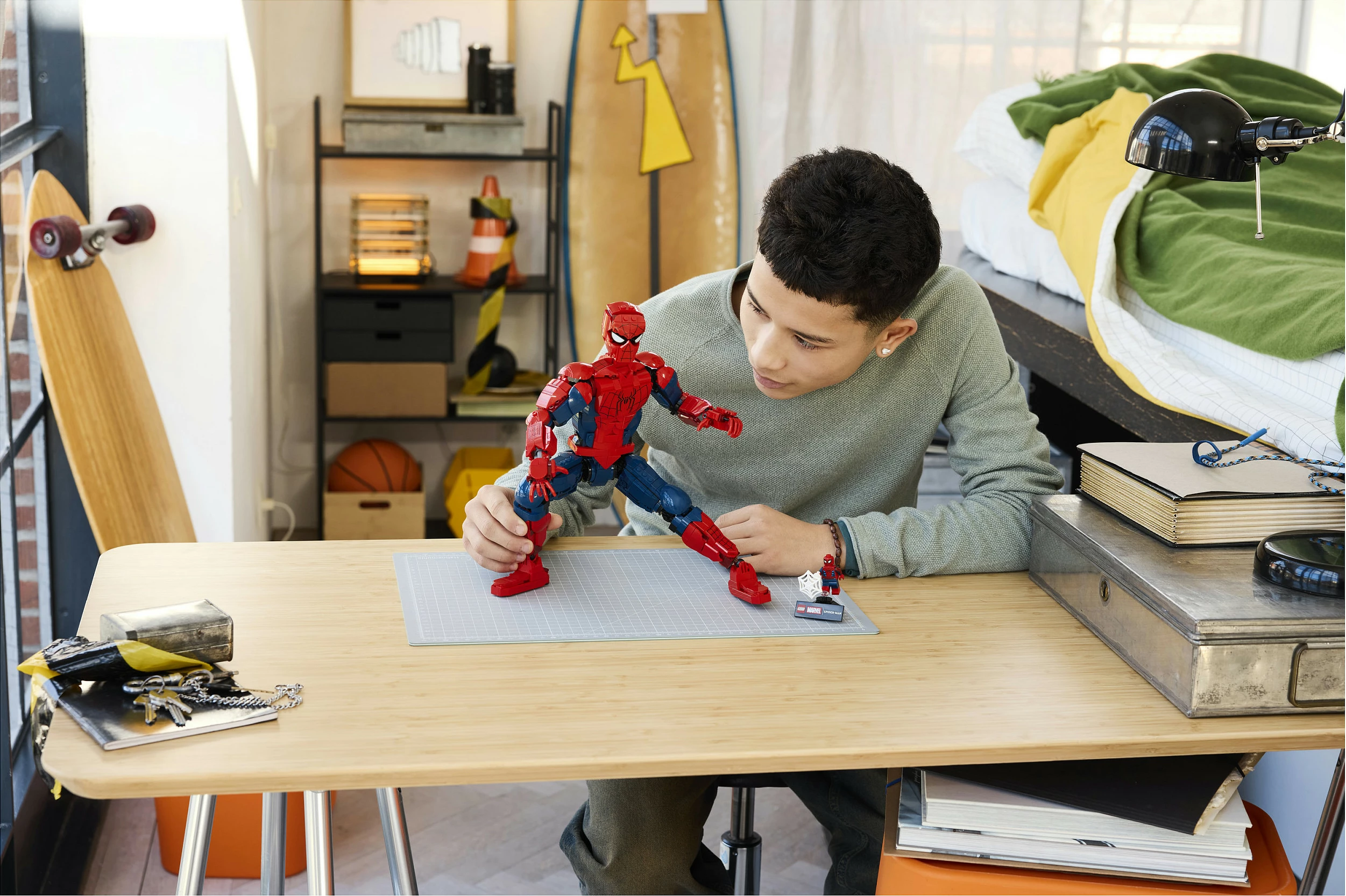 Set ndërtimi LEGO Marvel 76346 Spider-Man, 813 copë, 12+, shumëngjyrësh