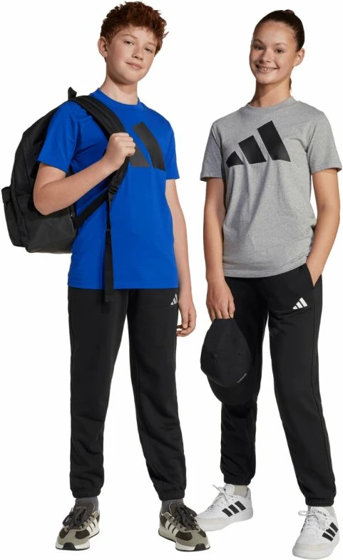 Pantallona sportive adidas Essentials për fëmijë JC9765, të zeza [Madhësia: 140 cm]