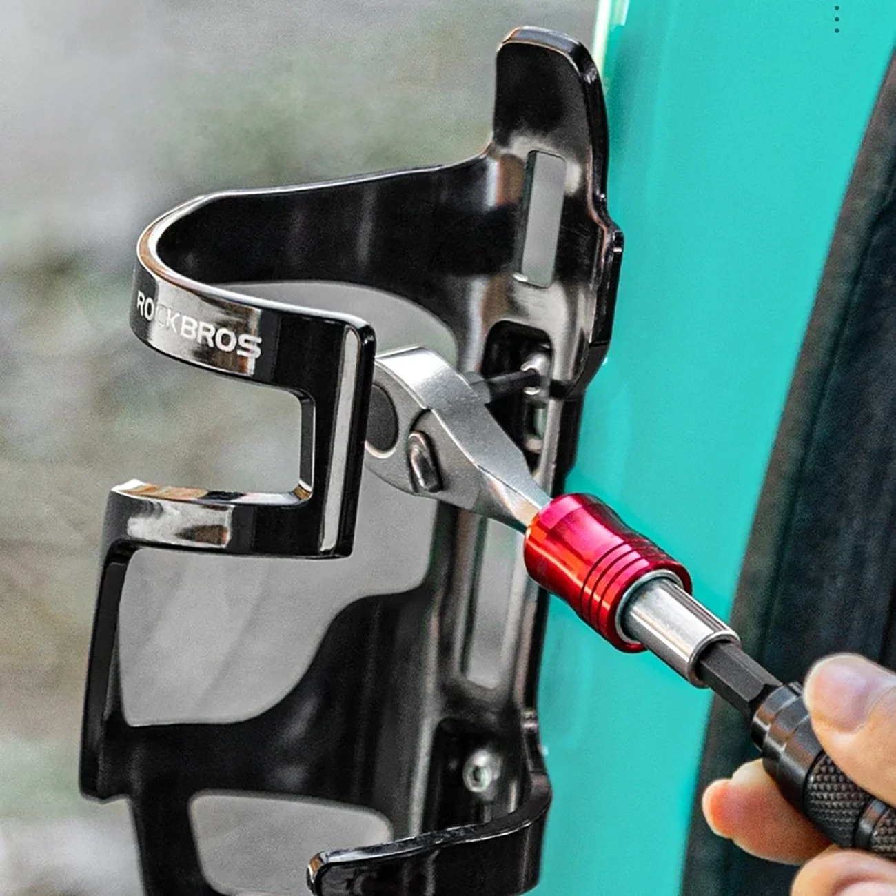 Set mjetesh për riparim biçiklete Rockbros 43210049001, me magnet, e zezë